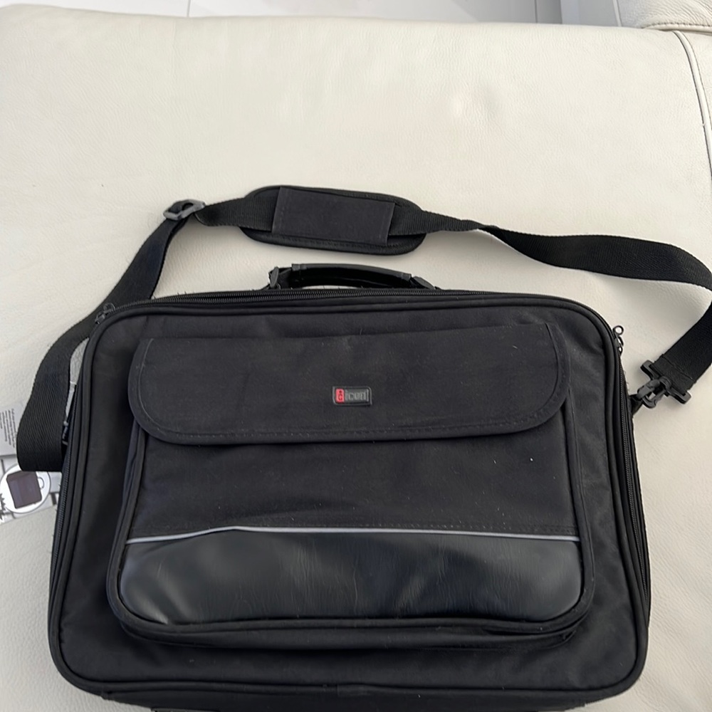 Notebook/Laptop Case 17”